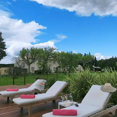Guest house La Bastide Des Amouriers Caumont-sur-Durance