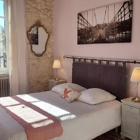 Guest house La Bastide Des Amouriers 3*