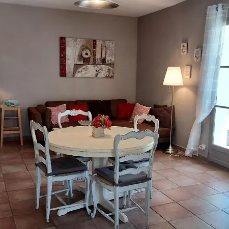 La Bastide Des Amouriers Affittacamere Caumont-sur-Durance