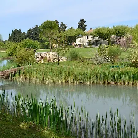 Guest house La Bastide Des Amouriers 3*