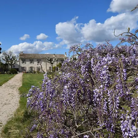 La Bastide Des Amouriers Guest house Caumont-sur-Durance