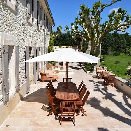 La Bastide Des Amouriers Guest house Caumont-sur-Durance